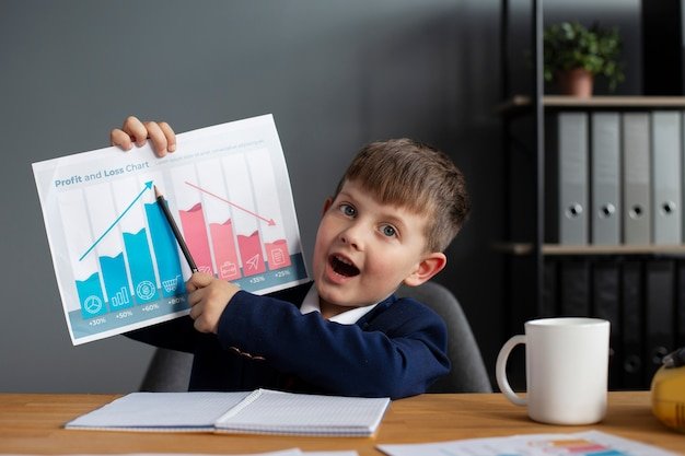 Educação Financeira Infantil: Como Ensinar Crianças a Lidar com Dinheiro Como ensinar educação financeira infantil para juntar dinheiro