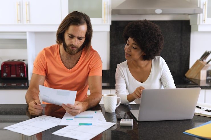 Como Fazer Controle de Gastos Mensais e Economizar até 40% no Final do Mês Como Fazer Controle de Gastos Mensais e Economizar até 40% no Final do Mês