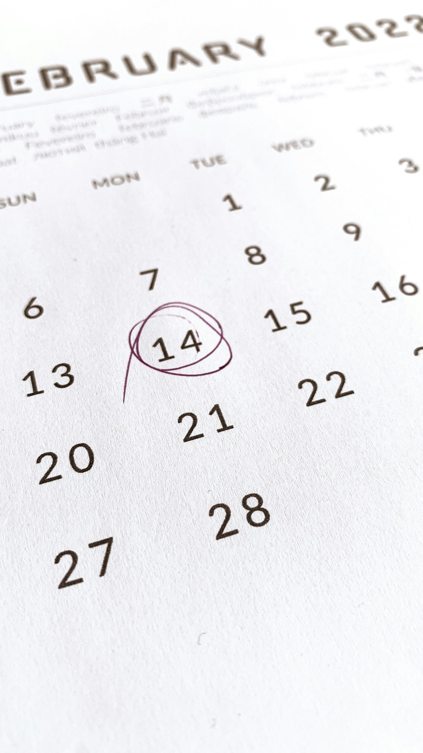 Quantas Contas de Luz Atrasadas Corta a Energia? Basta 1 Calendário marcado com os prazos de 15 e 90 dias que valem para a conta de luz atrasada